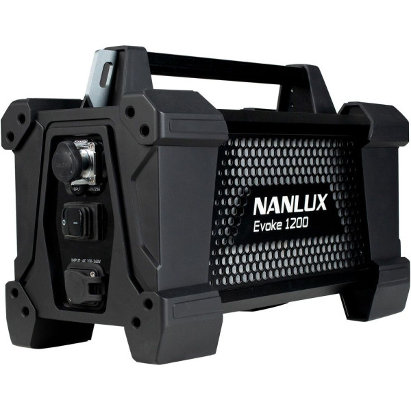EVOKE 1200 Fresnel Kit