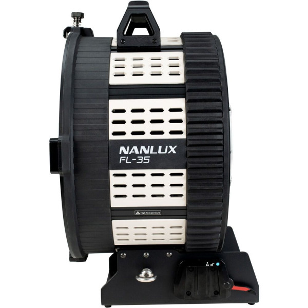 EVOKE 1200 Fresnel Kit