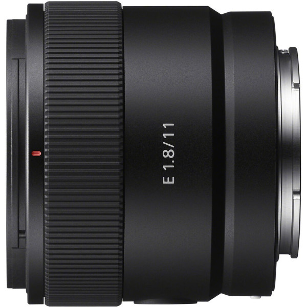 SEL11F18 - E 11 mm F1.8