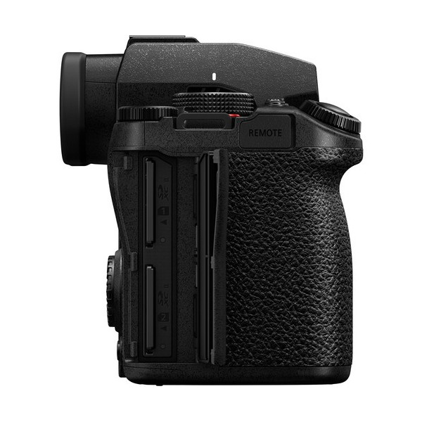 Lumix S5II