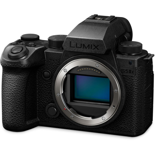 Lumix S5IIX