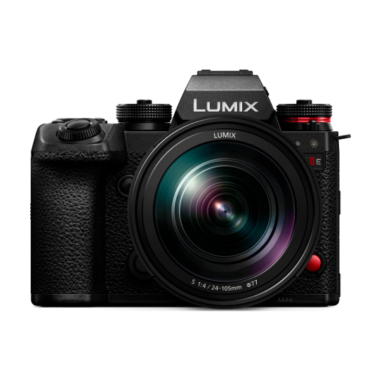 Lumix S1 IIE + 24-105MM F4.0