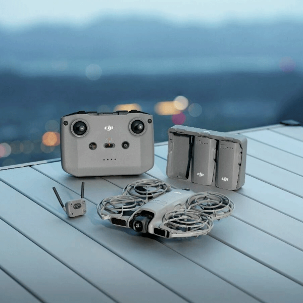 Neo 2 Fly More Combo (avec radio RC-N3)