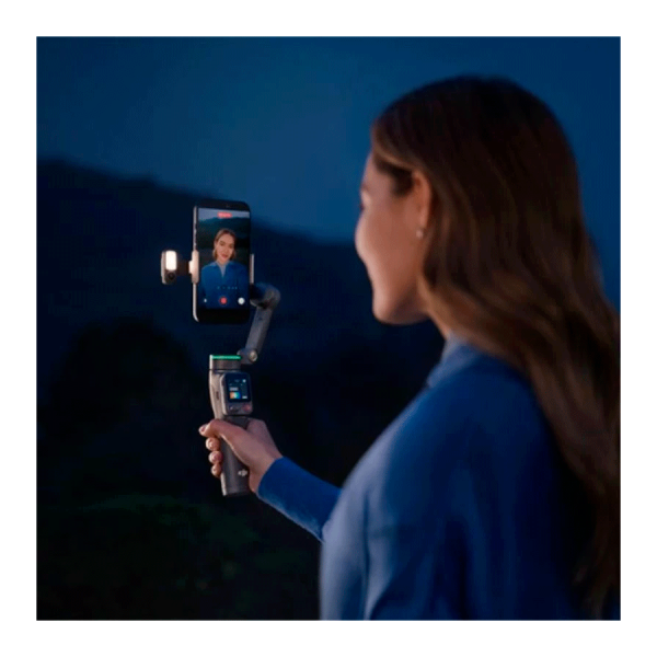 DJI stabilisateur smartphone Osmo Mobile 8P Creator Combo