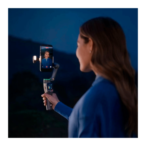 DJI stabilisateur smartphone Osmo Mobile 8P Advanced