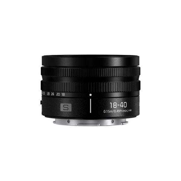 Panasonic Lumix S 18-40mm f/4.5-6.3 S-R1840E