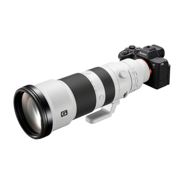 Sony téléobjectif FE 400-800 mm F6.3-8 G OSS SEL400800G