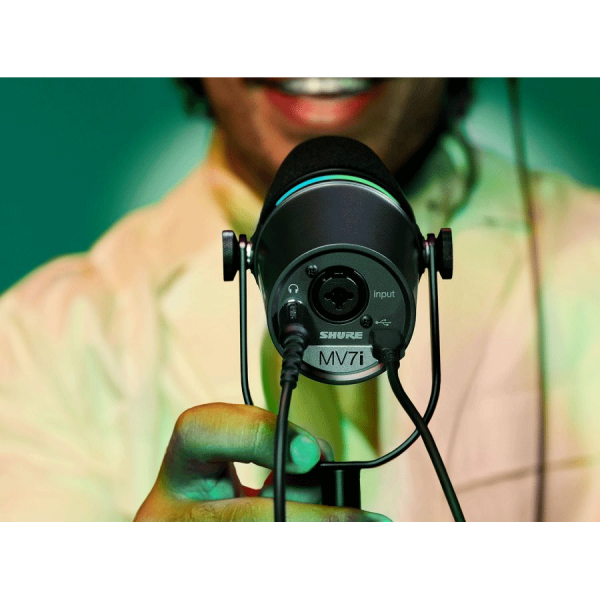Shure MV7i - Microphone USB-C avec interface audio 2 canaux